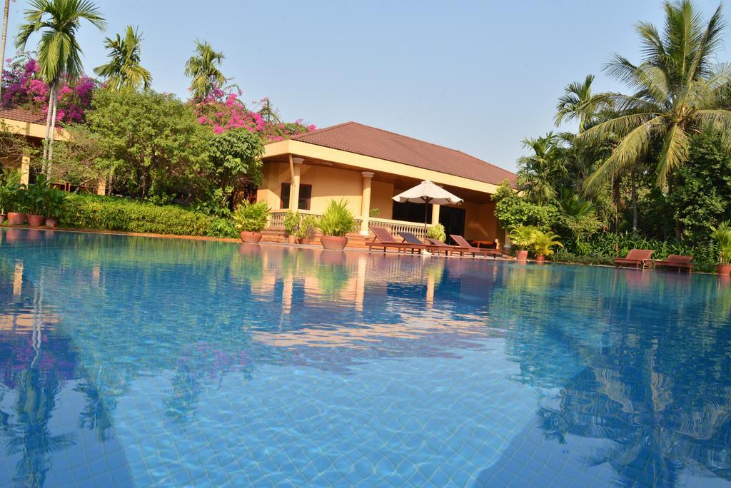 Angkor Hotel Сием Реап Екстериор снимка